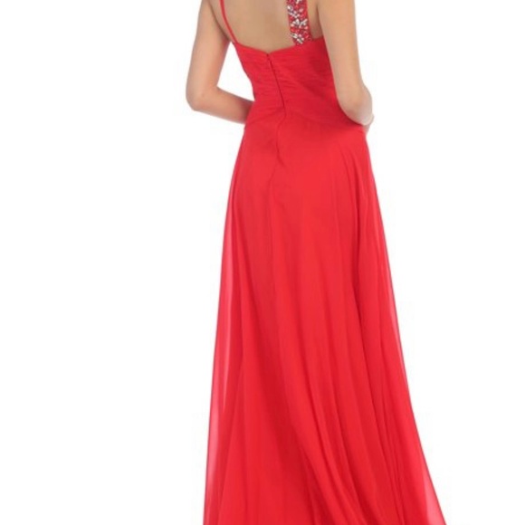 Red Bead-Accent Sweetheart Gown - Picture 2 of 6